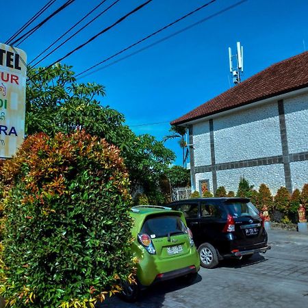 Catur Adi Putra Hotel Denpasar  Exterior photo