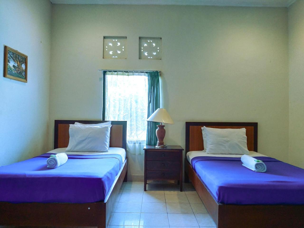 Catur Adi Putra Hotel Denpasar  Room photo